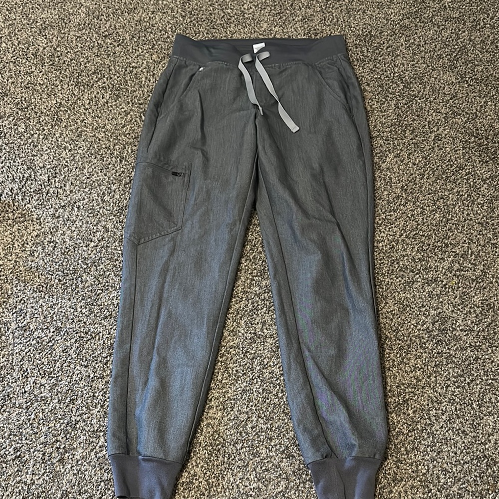 Figs Charcoal Jogger Sweatpants